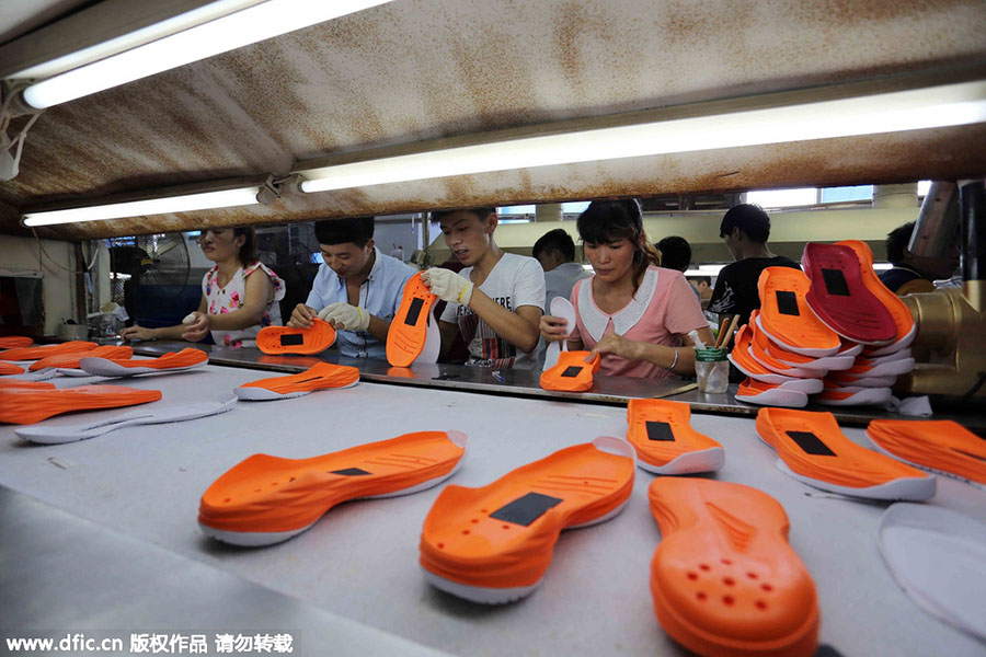 Top 10 products China manufactures most in the world