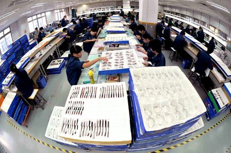 No layoffs without permission in Shandong, Hubei