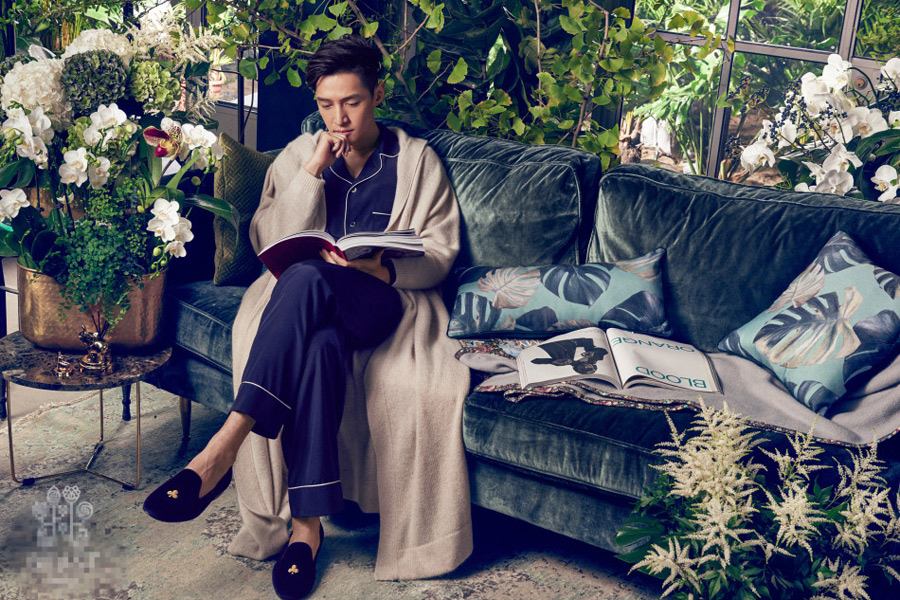 Actor Hu Ge poses for fashion magazine