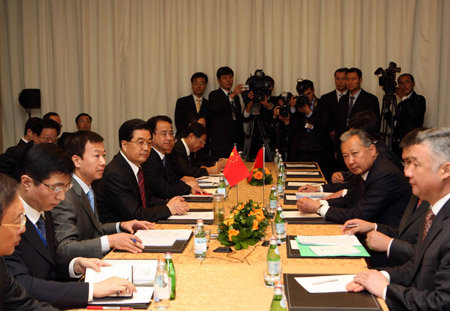 Chinese president meets Kyrgyz leader