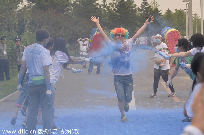 Color Run comes in Beijing Garden Expo park