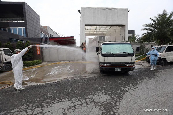 Taiwan culls 120,000 chickens after bird flu found in chicken farm