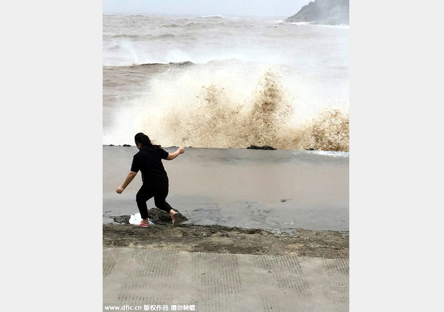 China on highest alert for super typhoon Chan-Hom