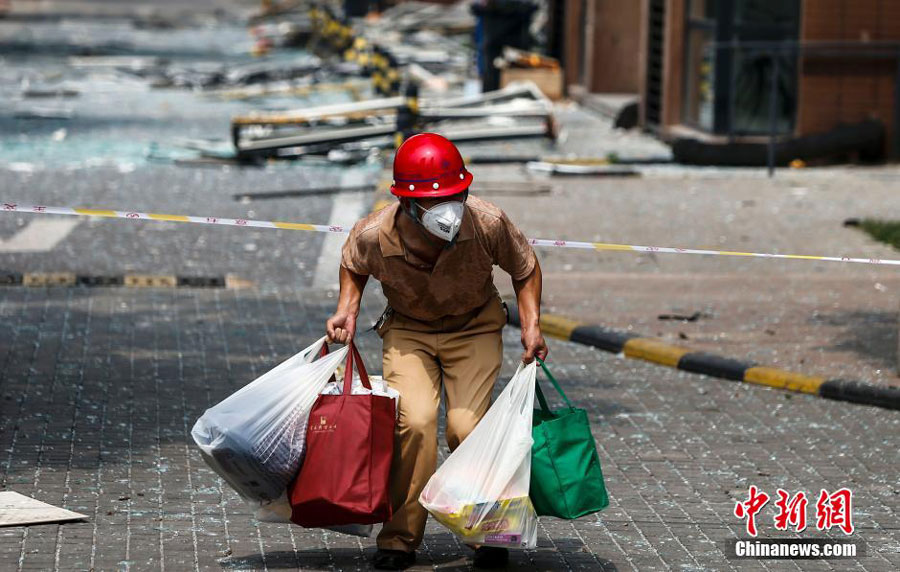 In pictures: Life near Tianjin blasts site