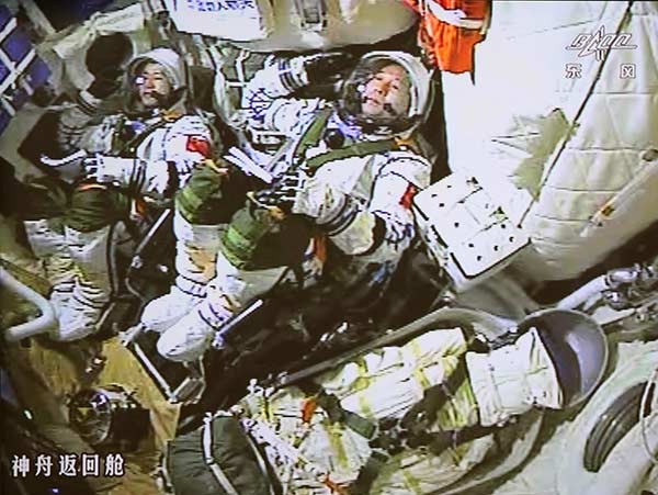 Shenzhou XI astronaut to spend 50th birthday in space