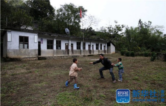 Teacher's spirit keeps village school open, only 2 students left