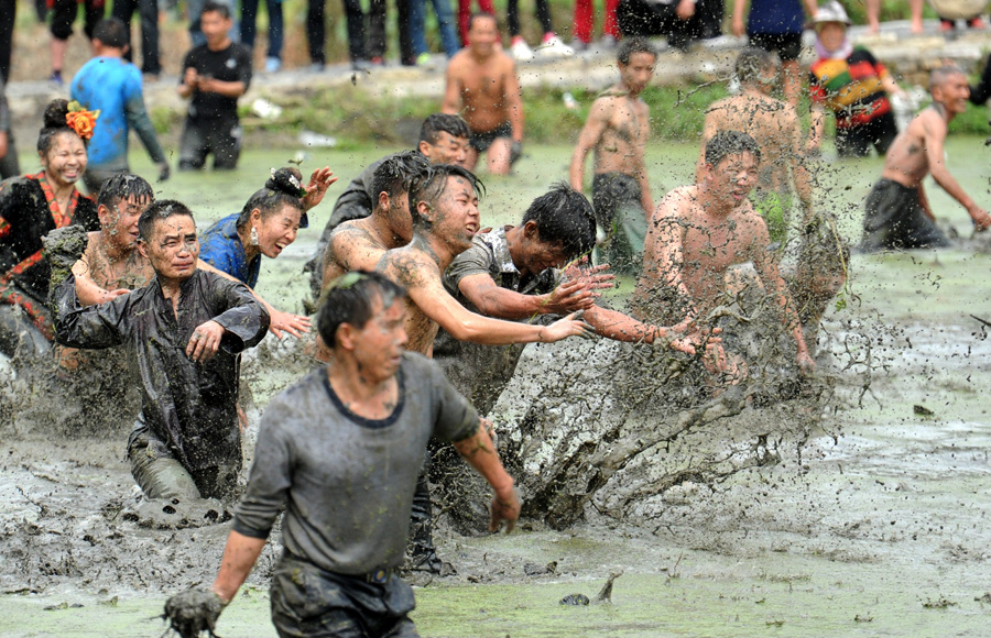 Ten photos from across China: April 7-13