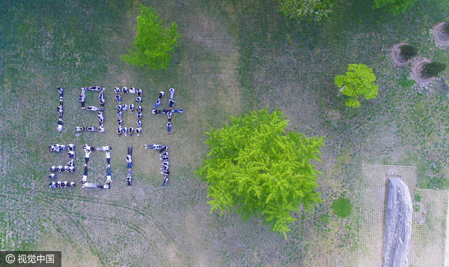 Students pose for creative photos