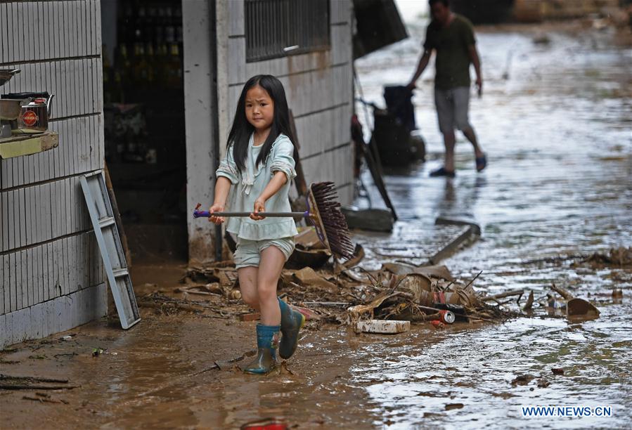 East China's Jiangxi suffers from torrential rainfall