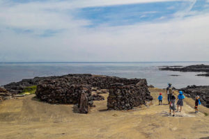 Sumbi-sori Path, Life, and Beliefs of Women Divers in Jeju