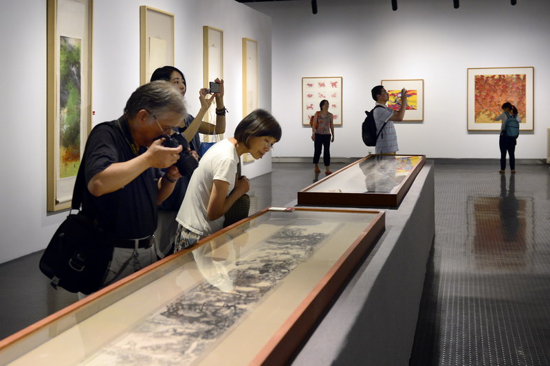 Zhejiang Art Museum displays best of its collection