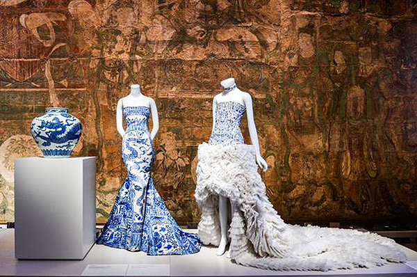 Exhibition featuring China's influence on western fashion opens in New York