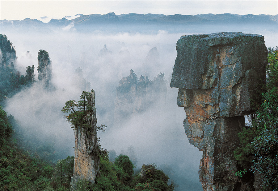 Beautiful images capture amazing Zhangjiajie