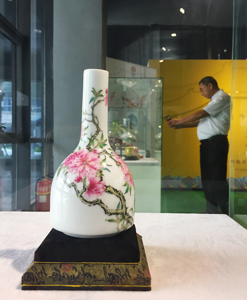 Ancient imperial enamel works shine at Beijing Design Week