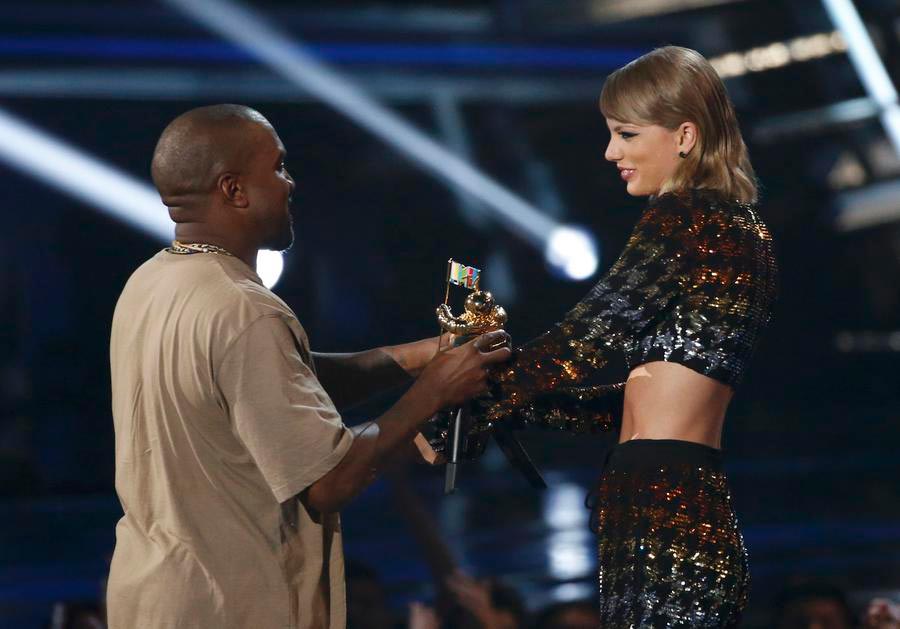 Swift leads winners but West, Cyrus rule MTV Video Music Awards