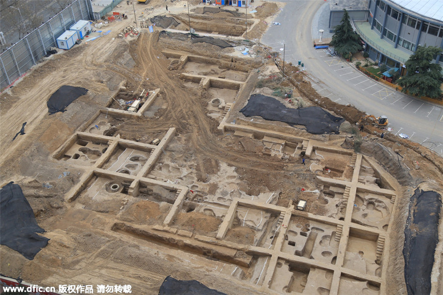 Large-scale ancient tomb complex discovered in Henan