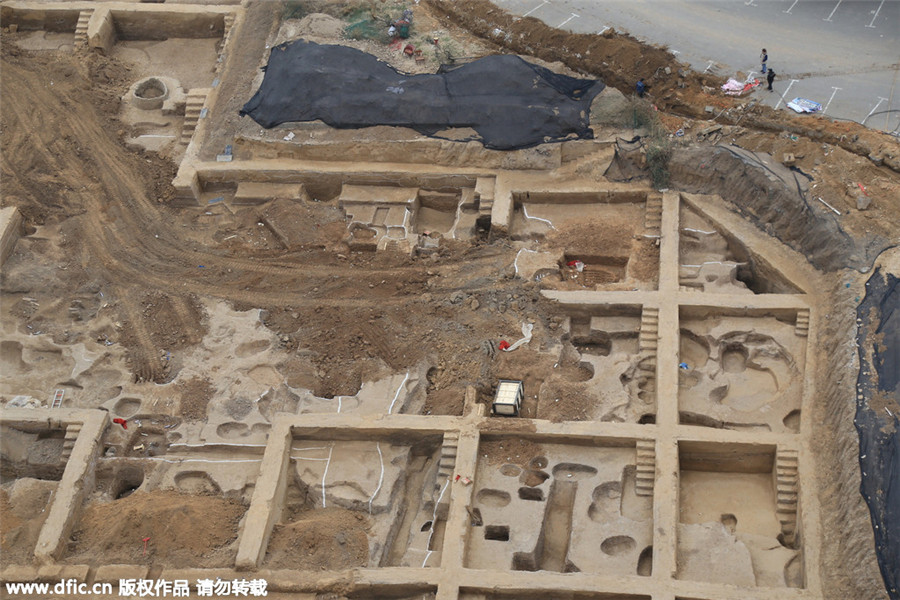 Large-scale ancient tomb complex discovered in Henan