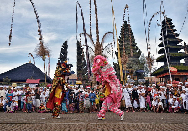 Photo exhibition: 'Happy Chinese New Year'