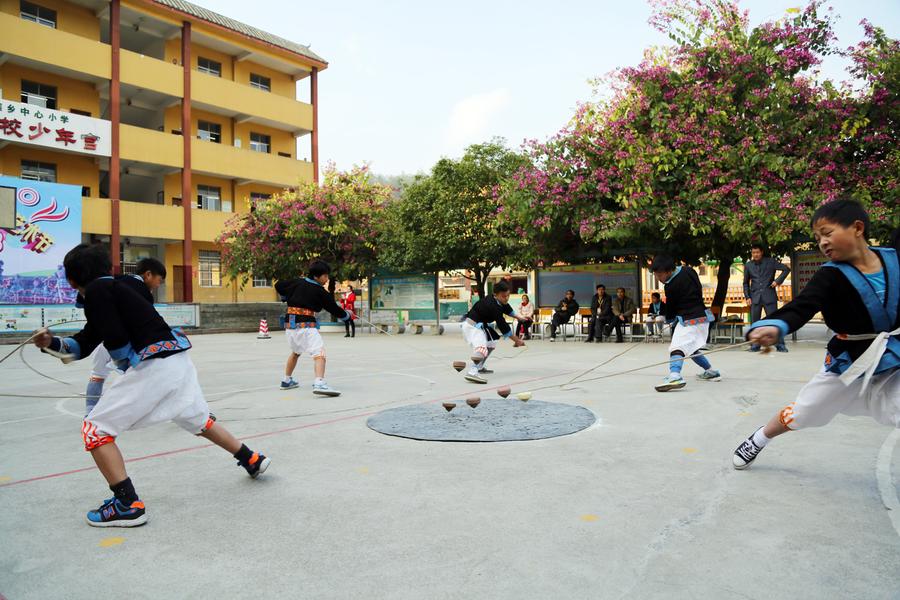 White Pants Yao students celebrate sports festival