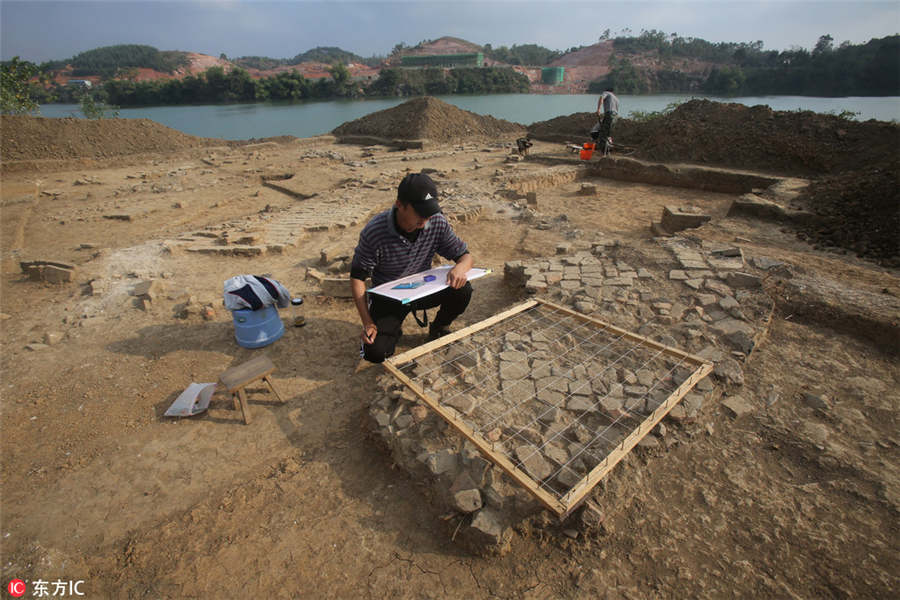 Rescue excavation underway for Nanning's Zhenjiang Building ruins