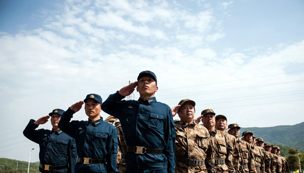 鎮(zhèn)江開展政府部門公務員軍訓