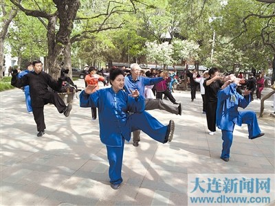 大連：“立夏”時節(jié)健身忙