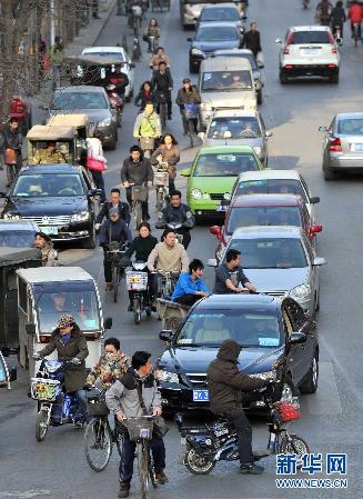 自行車王國的自行車路權(quán)需保障