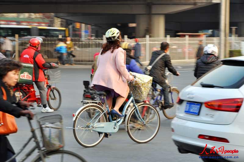 五花八門的中國式過馬路（組圖）