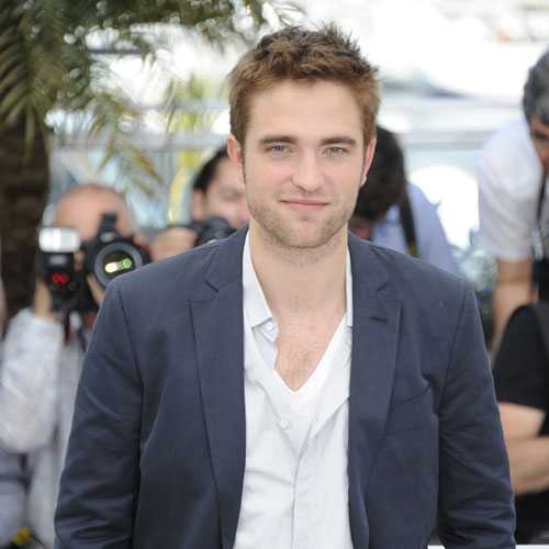 Garfield's ex sets sights on Pattinson