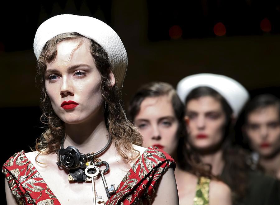 Milan Fashion Week: Prada Autumn/Winter 2016 collection