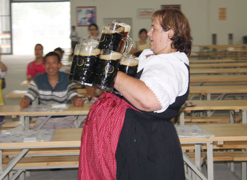 A sea of beers to escape stifling heat