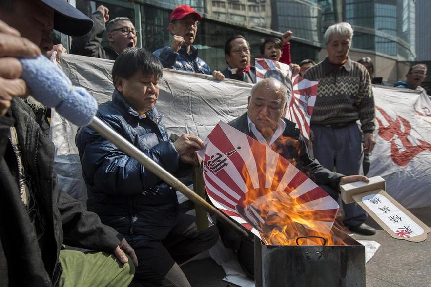 香港民眾抗議安倍參拜靖國(guó)神社