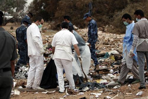 利比亞客機(jī)墜毀103人死亡10歲男孩幸存（多圖）