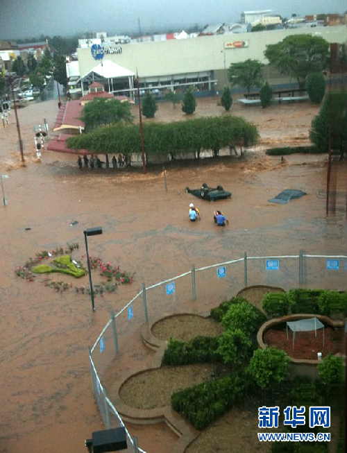 高清：澳大利亞?wèn)|部降雨持續(xù) 洪水肆虐