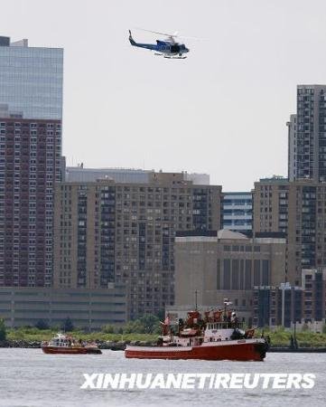 紐約2架飛機相撞墜河或致9人遇難(圖)