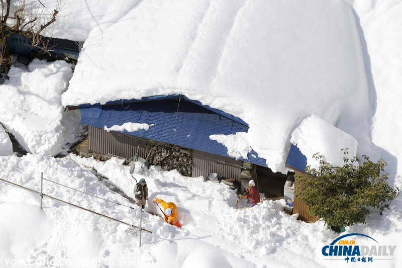 日本多地遭大雪“淹沒(méi)” 已造成至少19人死亡