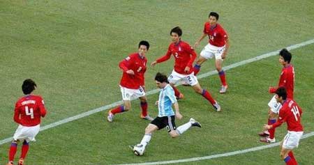 Messi VS Maradona 梅西能否成為馬拉多納第二？