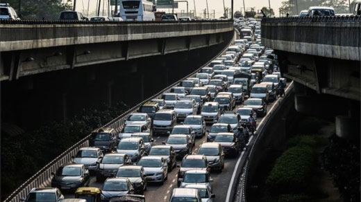 印度首都成“毒氣室” 將實(shí)行車輛限行