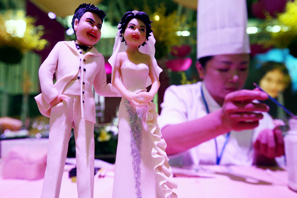 Romantic Dough Figurines on display at Wedding Expo