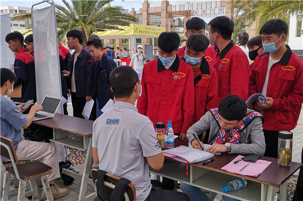 Jiading promotes poverty relief through employment in Chuxiong, Yunnan