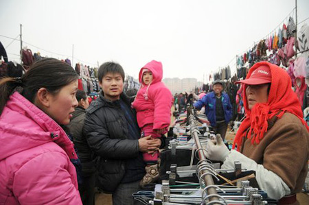 Rural shopping spree for Spring Festival