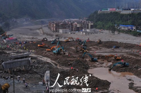 Relief efforts in mudslide-hit Wenchuan