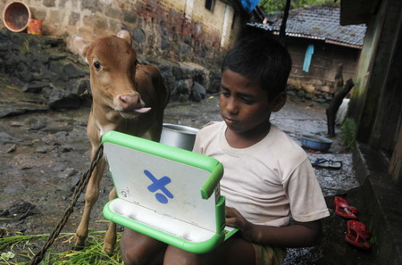 'One Laptop Per Child' on trial in India