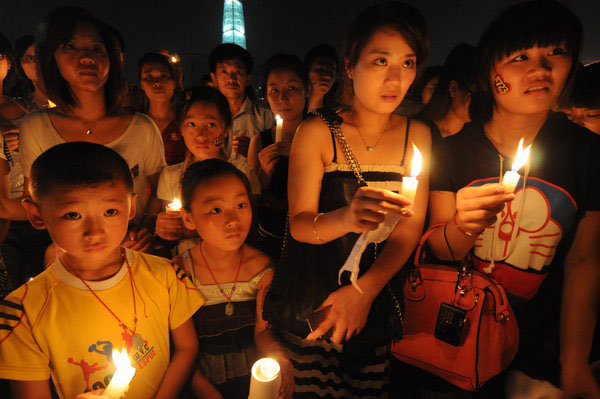 Wenzhou in mourning for train victims