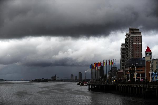 Muifa brings rain, wind to E China coast