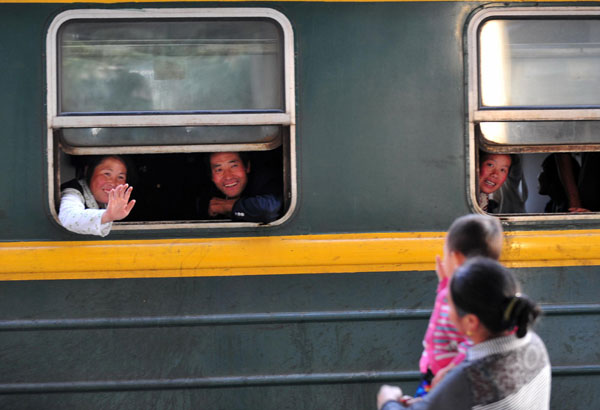 Special train arranged for migrant workers