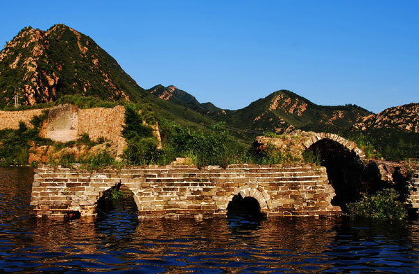 'Underwater Great Wall' submerges again after heavy rainfall