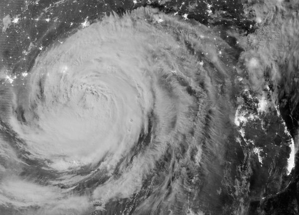 Hurricane Isaac weakens to tropical storm