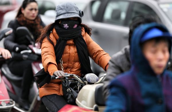 Cold front chills much of China