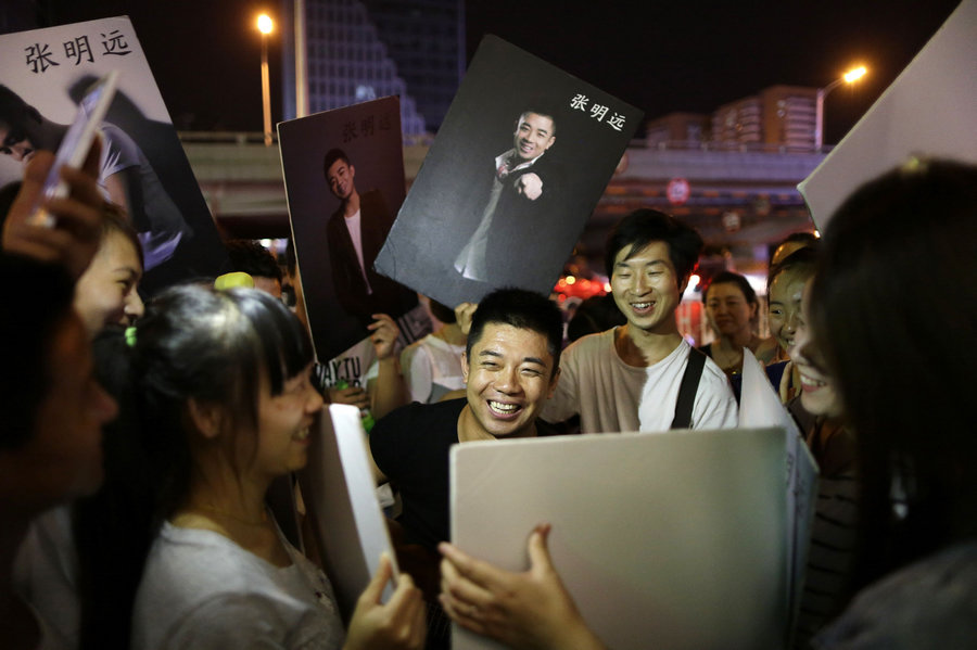 Beijing's street singer never lets you down